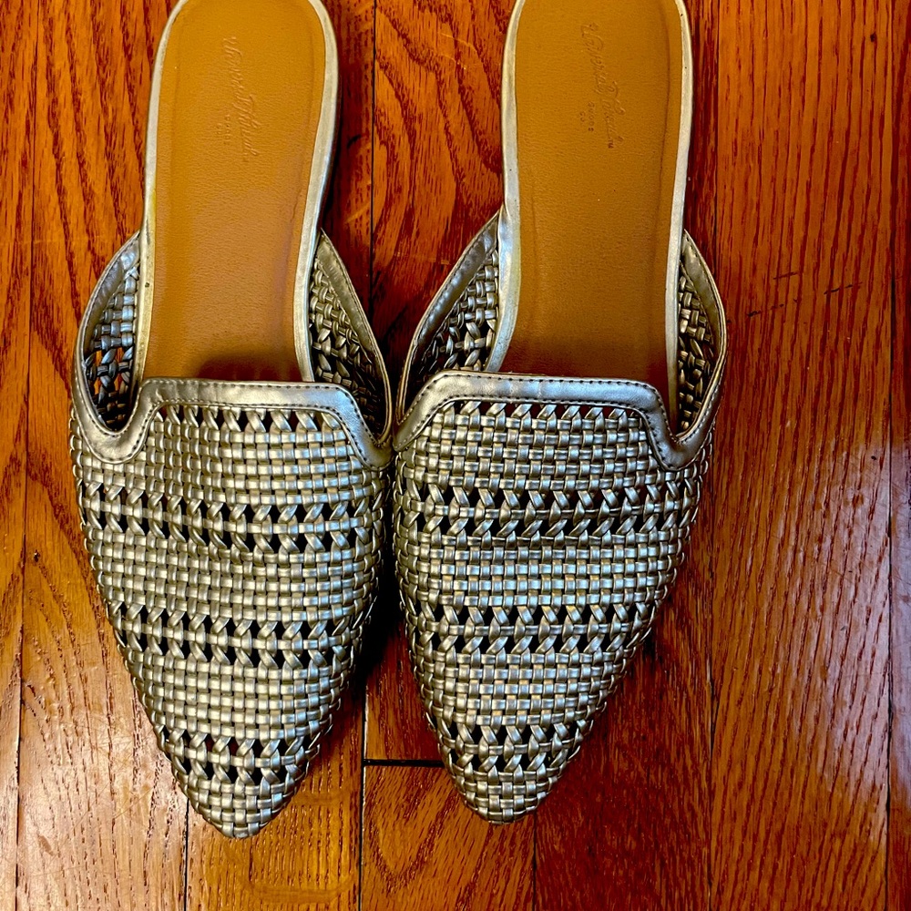 Gold weaved mules